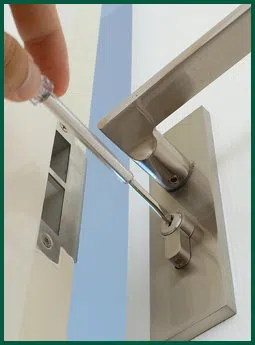 Tampa Speedy Locksmith Tampa, FL 813-261-6590 Tampa Speedy Locksmith Tampa, FL 813-261-6590